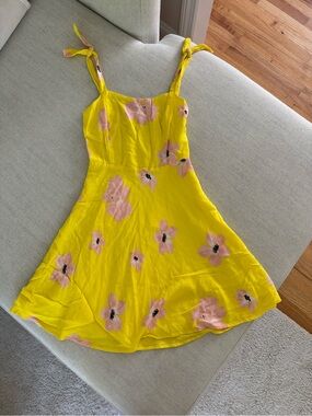 Zara Yellow Top with Pink Floral Pattern